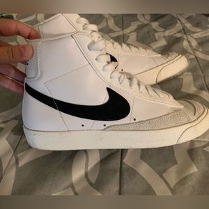 Women Nike Blazers Size 8